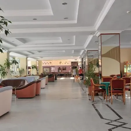 L'etoile Hotel