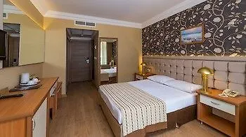 Szálloda L'etoile İçmeler